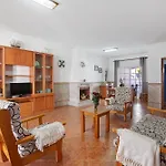 Moradia 41 *